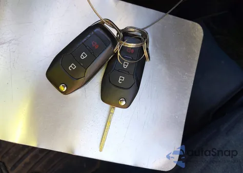 2021 Ford F-150 Xl z USA, uszkodzony, nr VIN 1FTFW1E89MFB25837